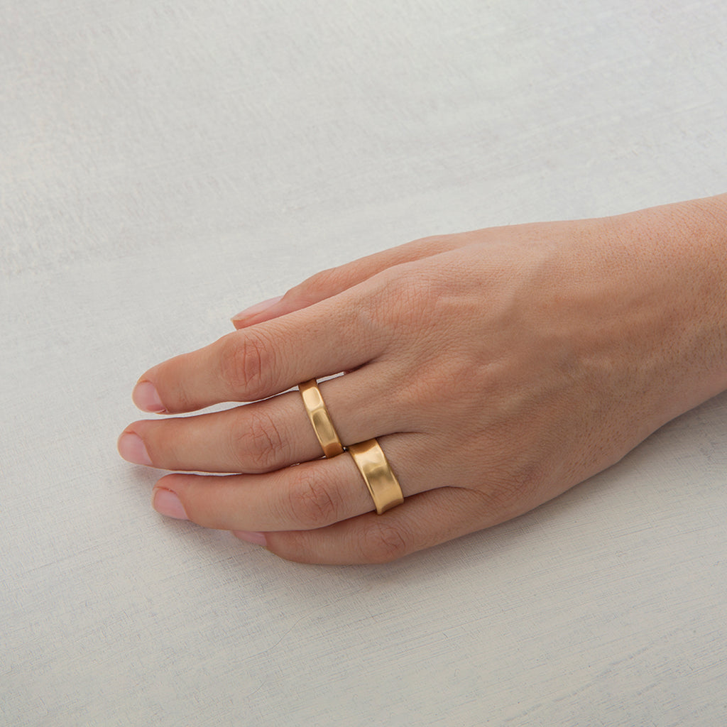 Amorphous Band (Wide)