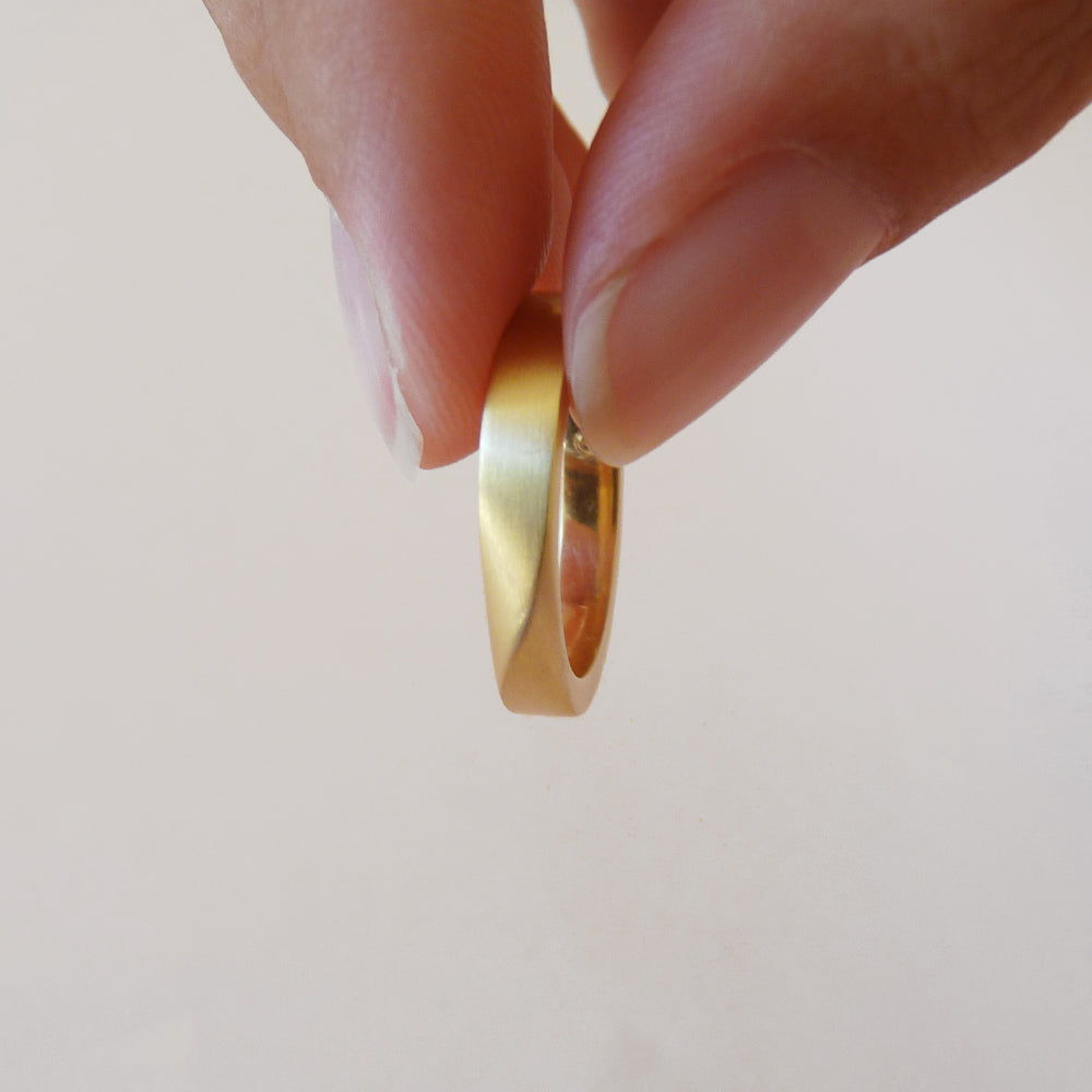 Twisted Ring (Wide)