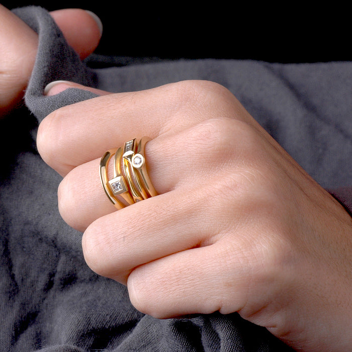 Diamond Ring (Small Round)