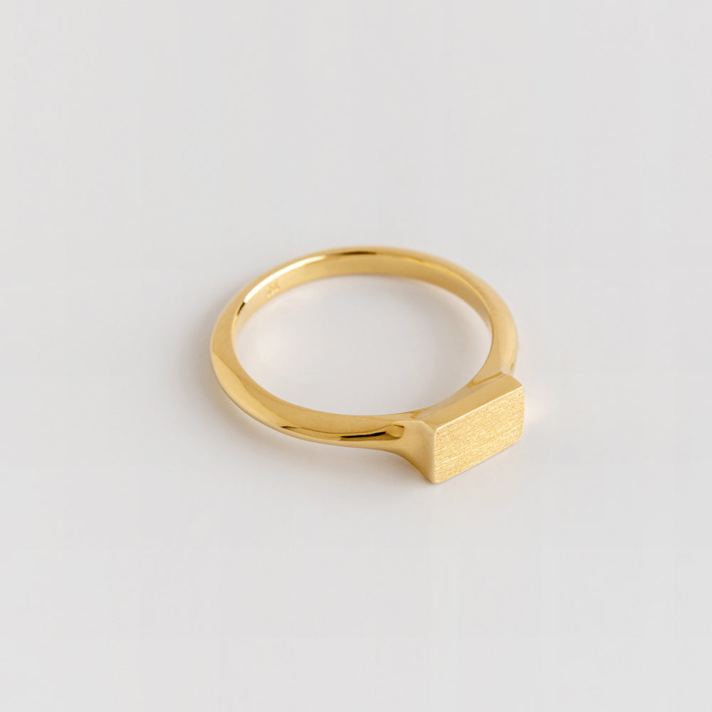String Ring (Baguette)