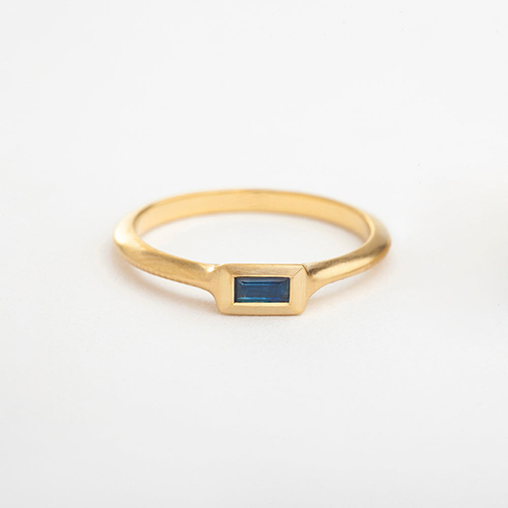 Sapphire String Ring (Small Baguette)