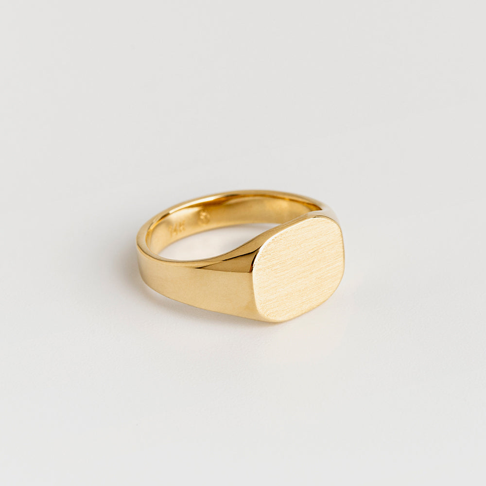 Signet Ring (Soft rectangle)