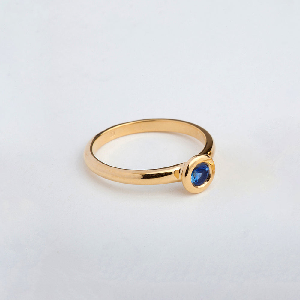Sapphire Ring (Round)