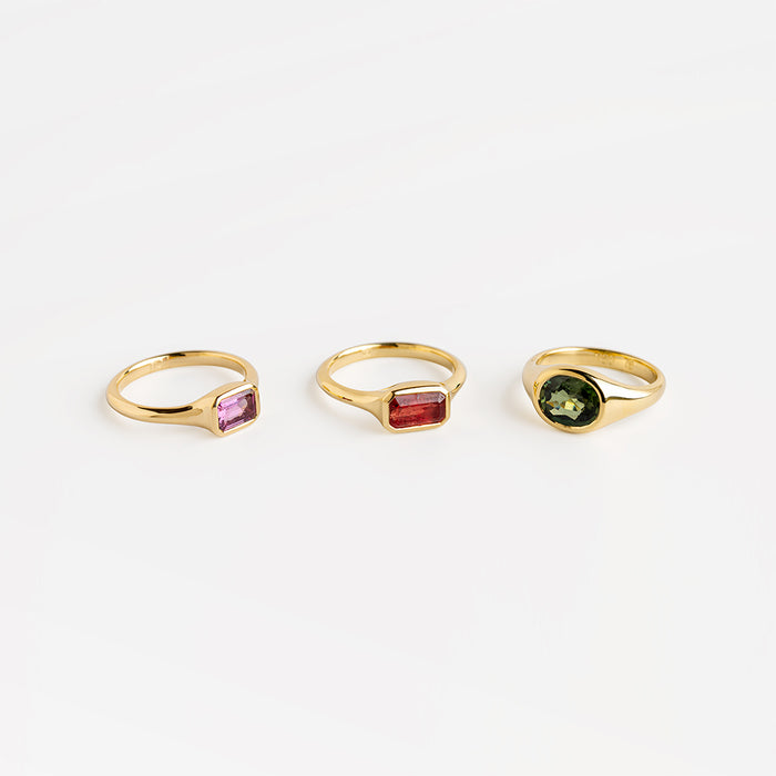 Green Sapphire Ring (Oval)