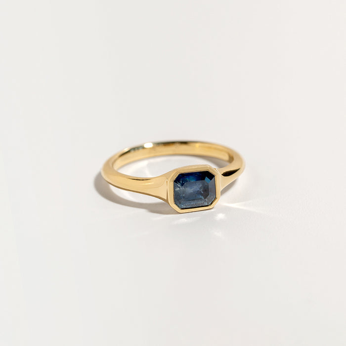 Blue Sapphire Ring (Emerald Cut)