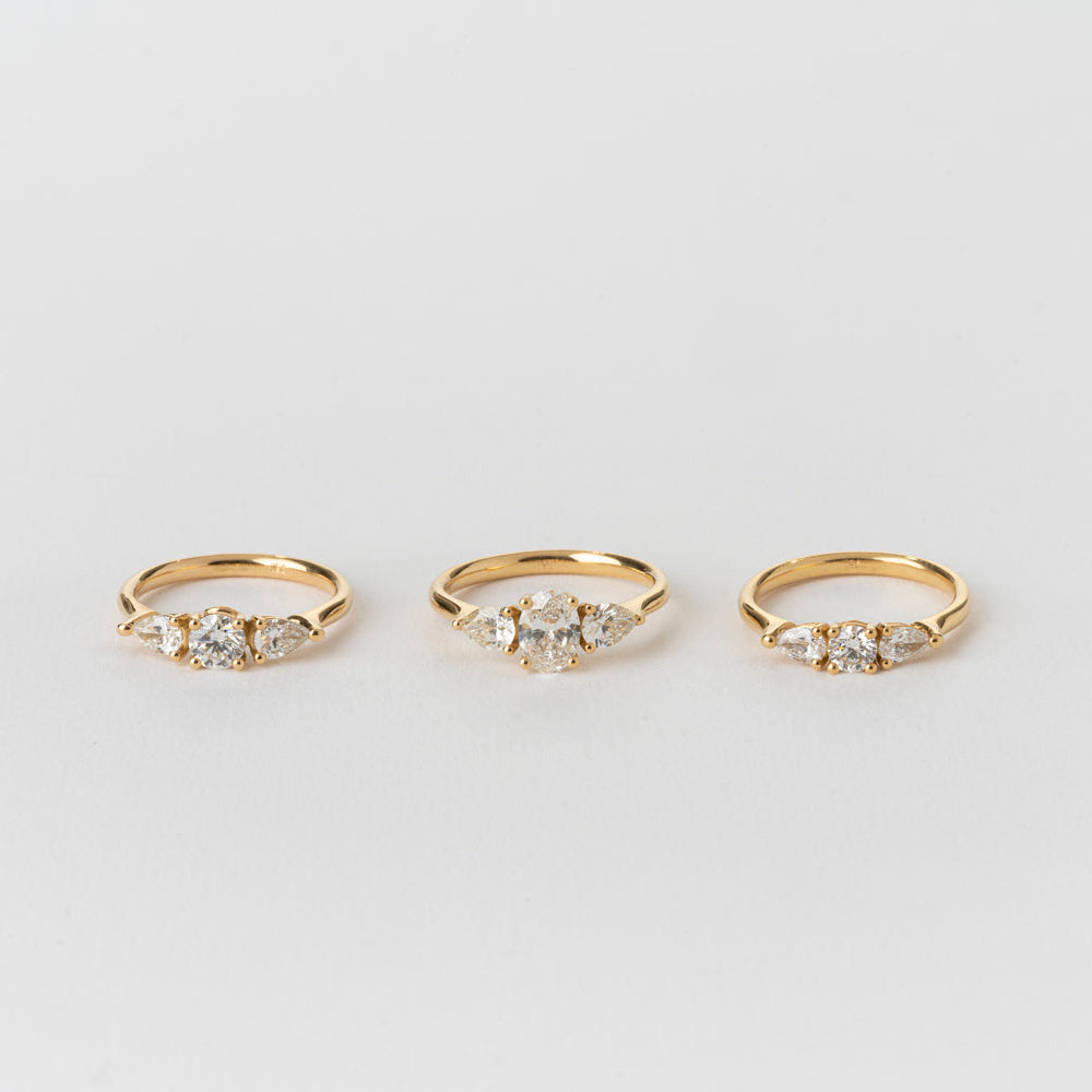 Classic Diamonds Ring (3 Stones)