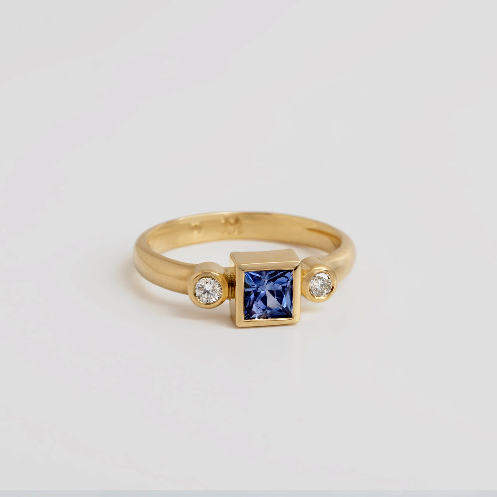Sapphire And Diamonds Ring (Princess)