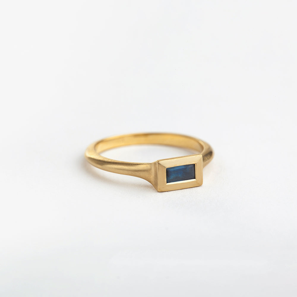 Sapphire Baguette String Ring (Large)