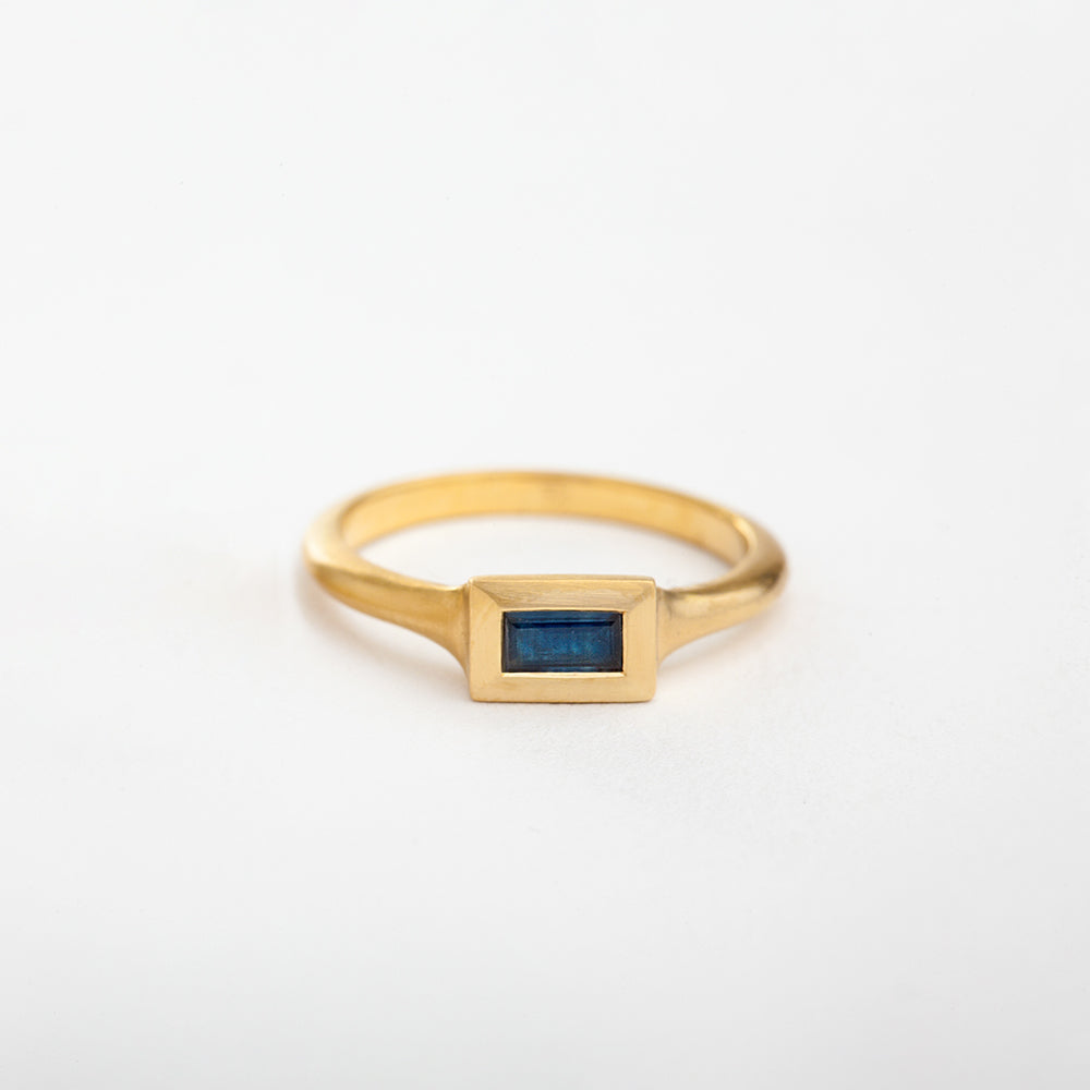 Sapphire Baguette String Ring (Large)
