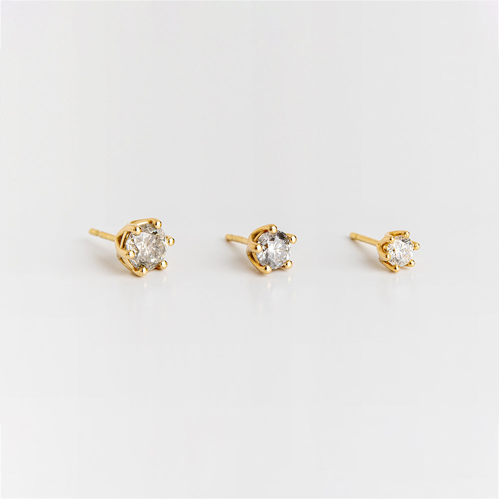 Prong White Diamond Earrings (0.5 TCW)