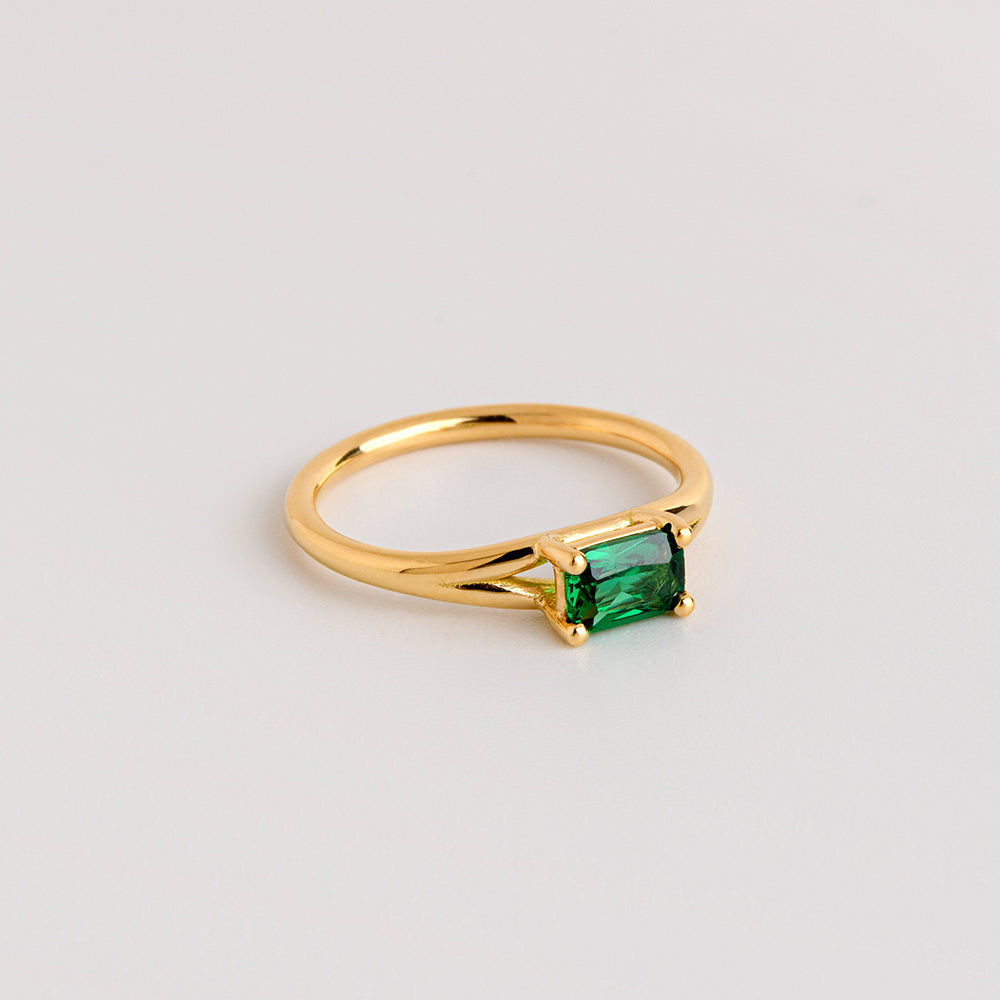 Emerald Ring (Baguette)