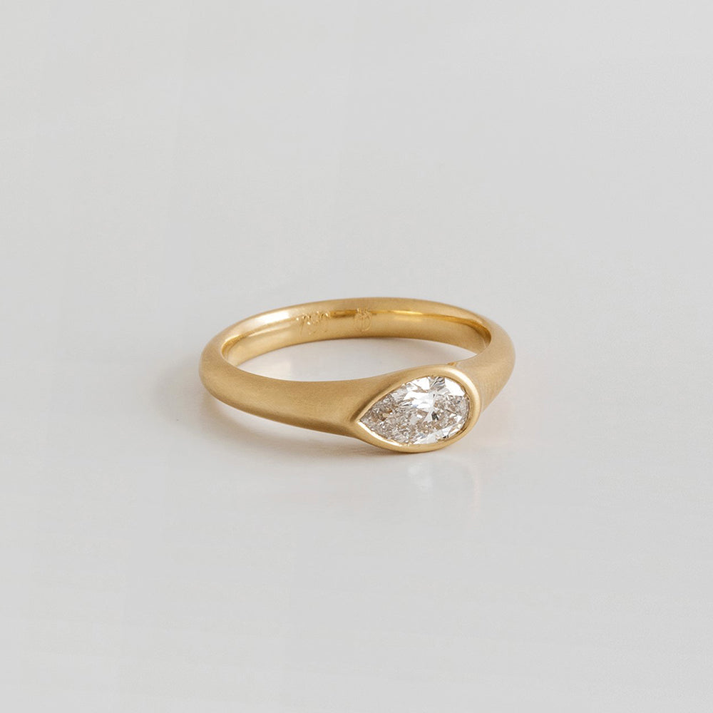 Diamond Ring (Teardrop)