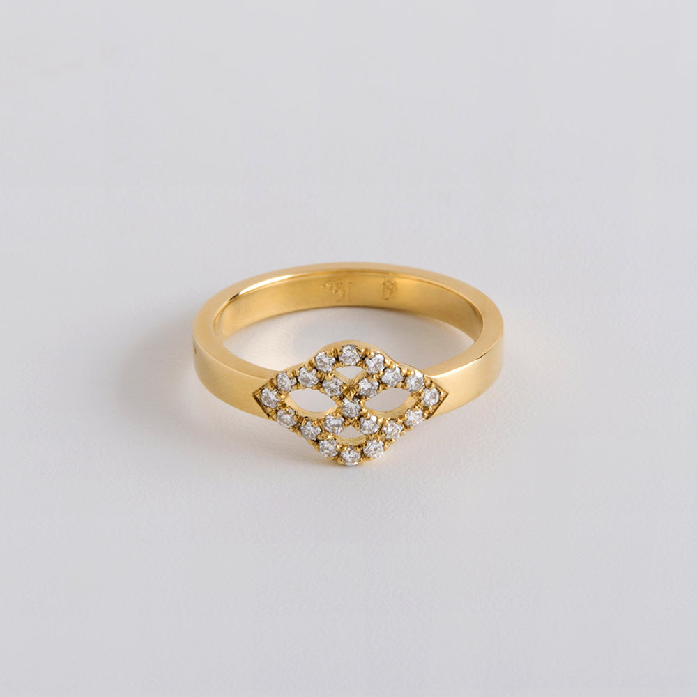 White Diamond Lace Ring (Small)