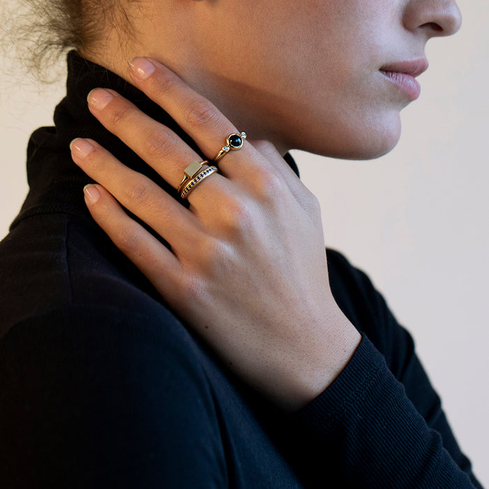 String Ring (Baguette)