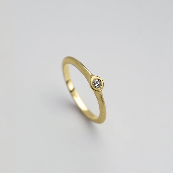Diamond Ring (Small Round)