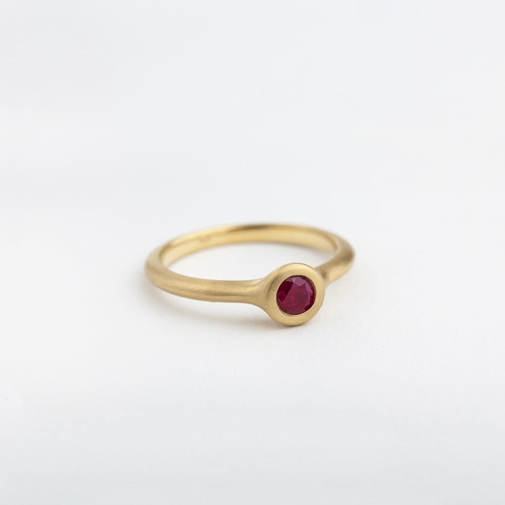 Round Ruby Ring (Large)