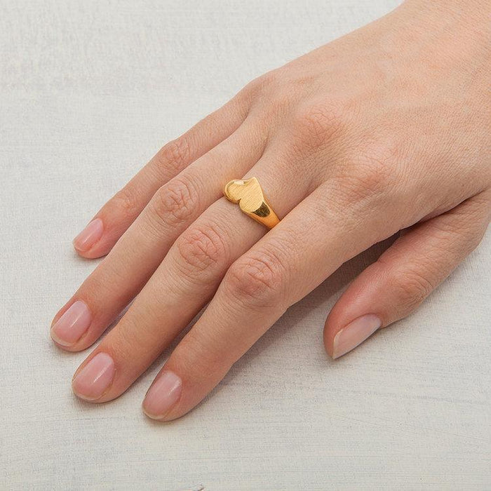 Hearts Signet Ring