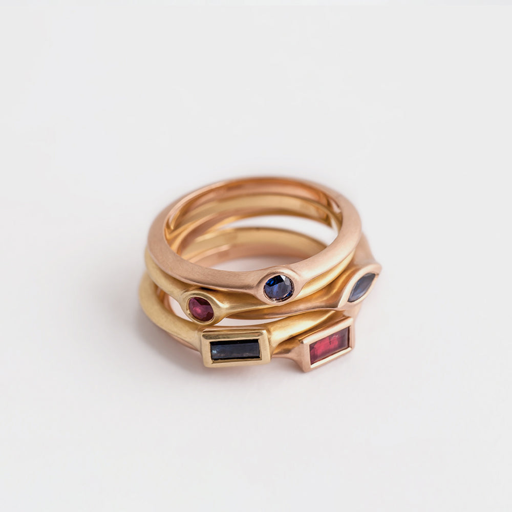 Sapphire String Ring (Small Baguette)